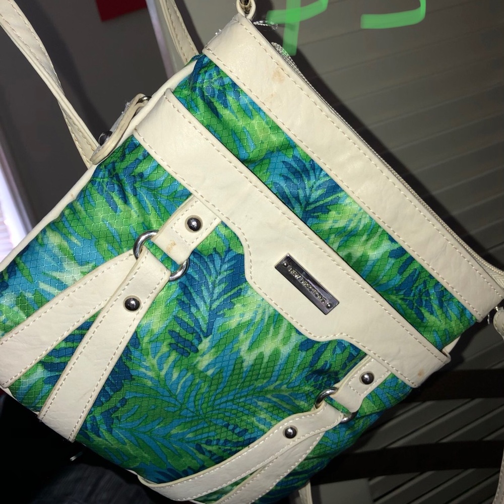 Bags - Picture 3 of 8